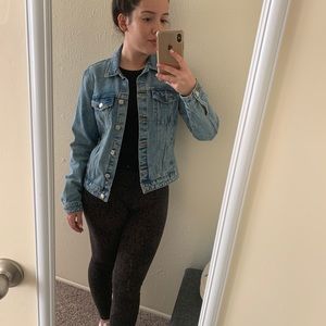 PLEASE READ AND LEAVE YOUR COMENT THANK YOU